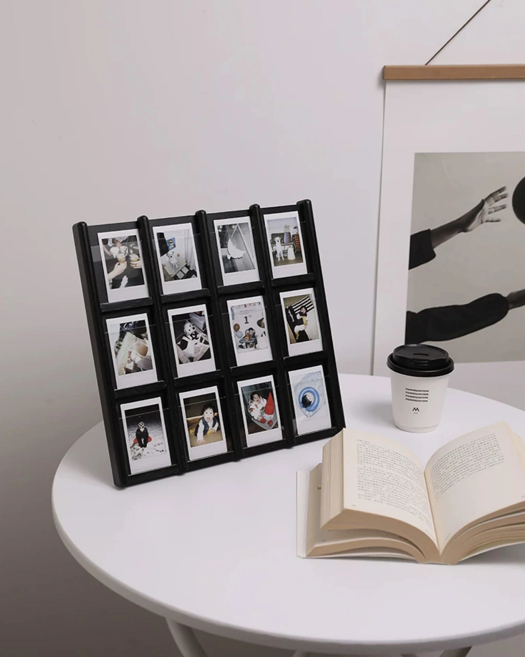 กรอบรูปแขวนผนัง 12 ช่อง ดึงออกได้ ไตล์โมเดิร์น รุ่น Omoide - Image 2